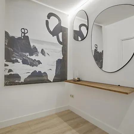 아파트 Always Easy I Chillida *