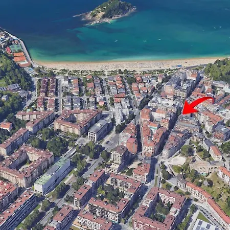 아파트 Always Easy I Chillida *